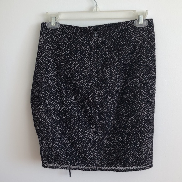 Dynamite blouse and skirt - Picture 7 of 8